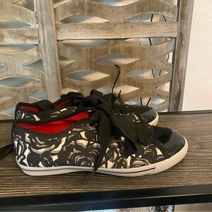 Brighton Black and White Sneakers Urban Style